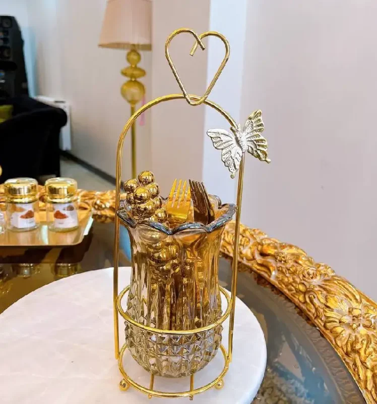 جاقاشق چنگال لاله